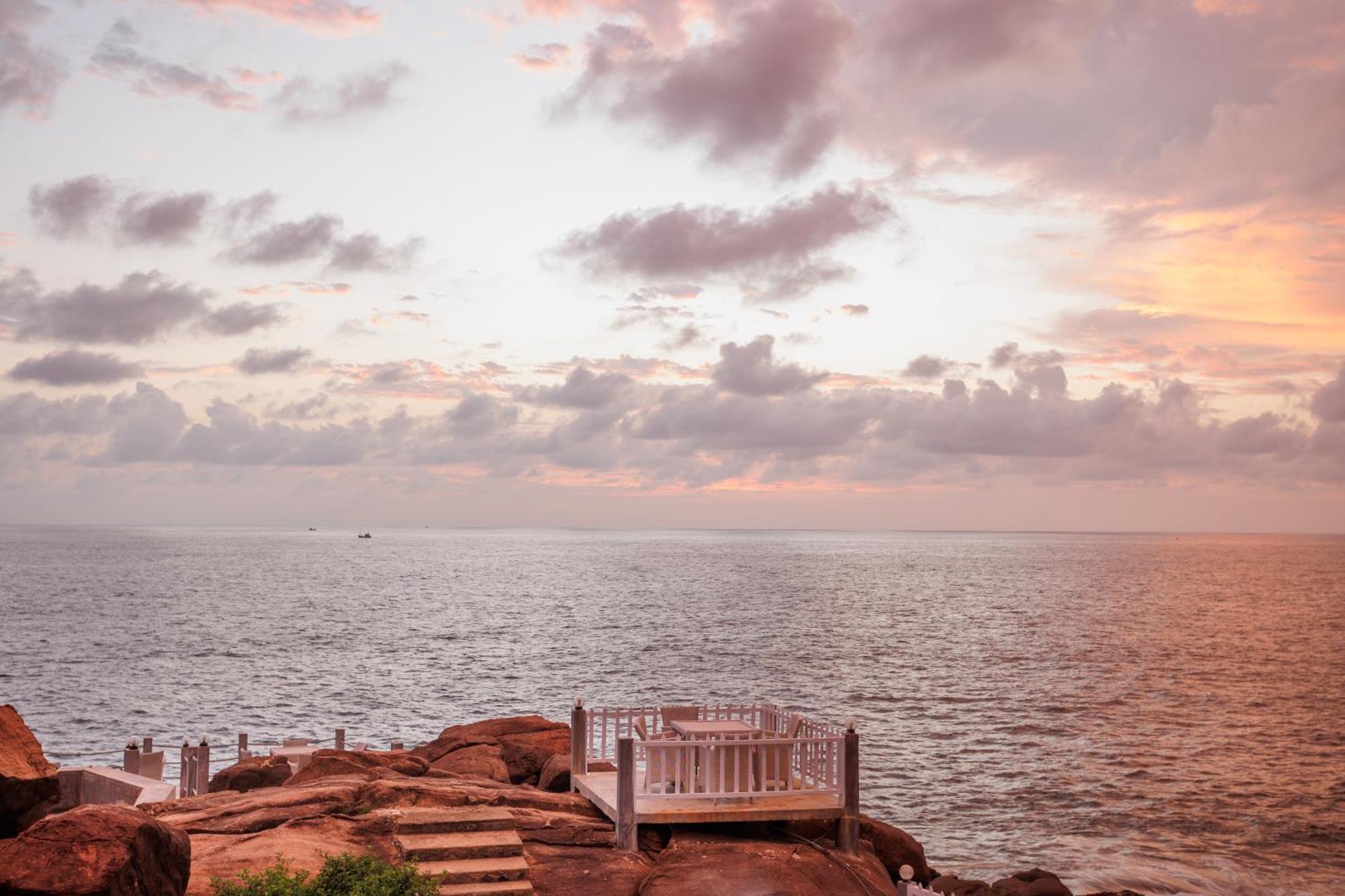Hotel Zeilan Sunset Point 乌纳瓦图纳 外观 照片